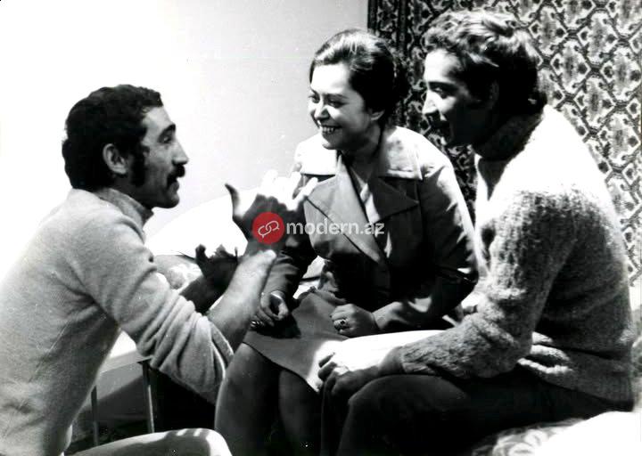 Bir şəklin tarixçəsi - Rasim Balayev Vəfa Fətullayevanı qucaqlamağa çəkinmişdi