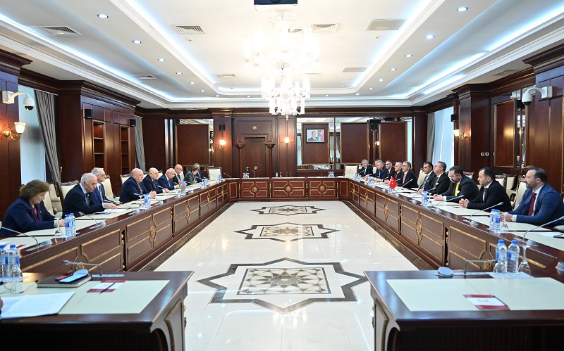 Parlamentdə Qars Təhsil və Mədəniyyət Vəqfinin nümayəndələri ilə&nbsp; görüş - FOTO