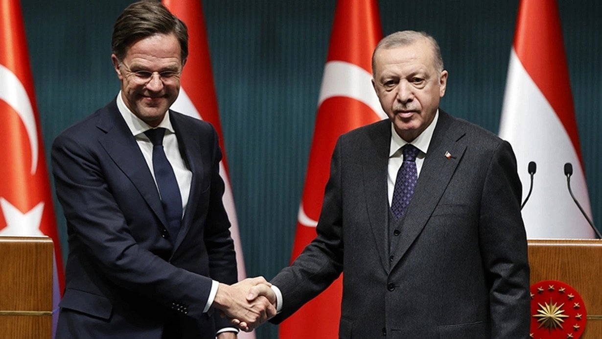 Ərdoğan&nbsp;Rutte ilə DANIŞDI