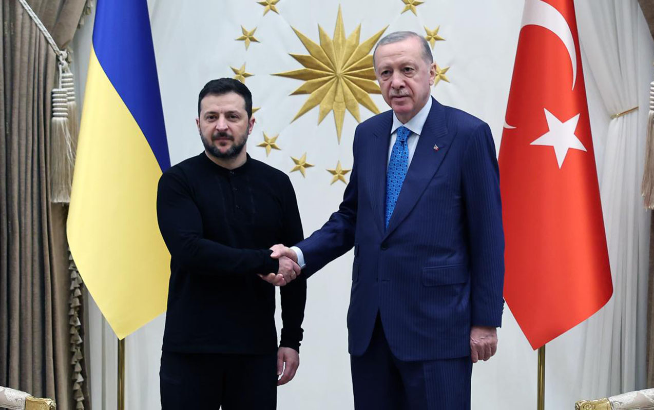 Zelenski İstanbulda - Ərdoğanla görüş yekunlaşdı