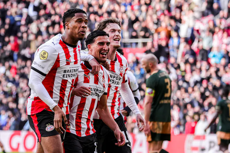 5 tur əvvəldən çempionluğu təmin etdi