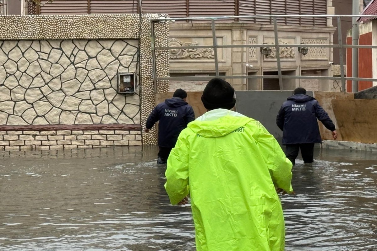 Bakıda intensiv yağışlar fəsadlar törədib - FOTOLAR