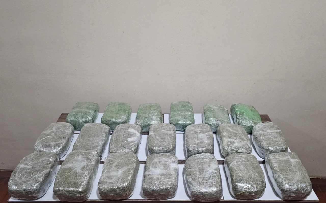İrandan Azərbaycana 21 kq narkotikin keçirilməsinin qarşısı alındı