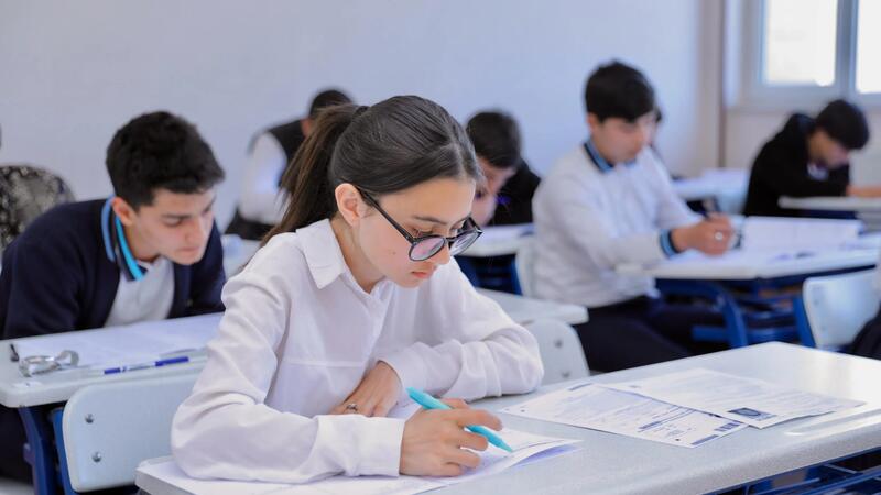 Bazar günü 53 min şagird imtahan verəcək