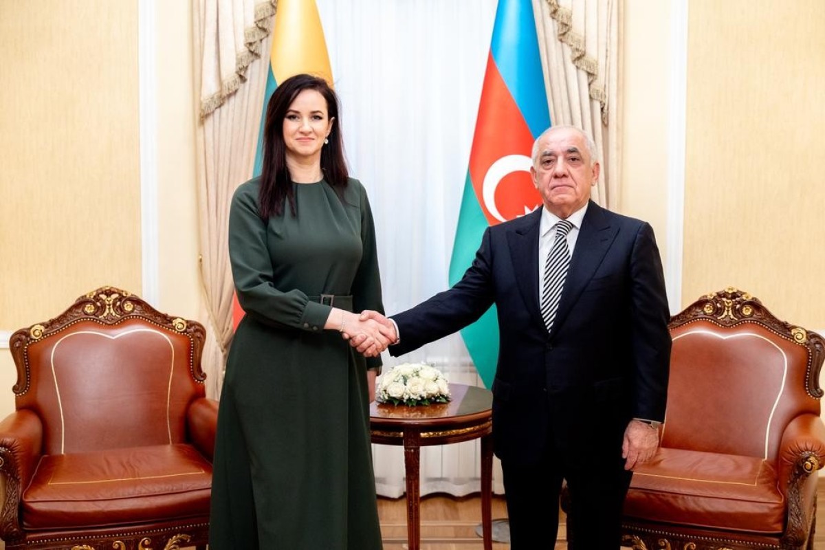 Baş nazirlər görüşdü&nbsp;- FOTOLAR