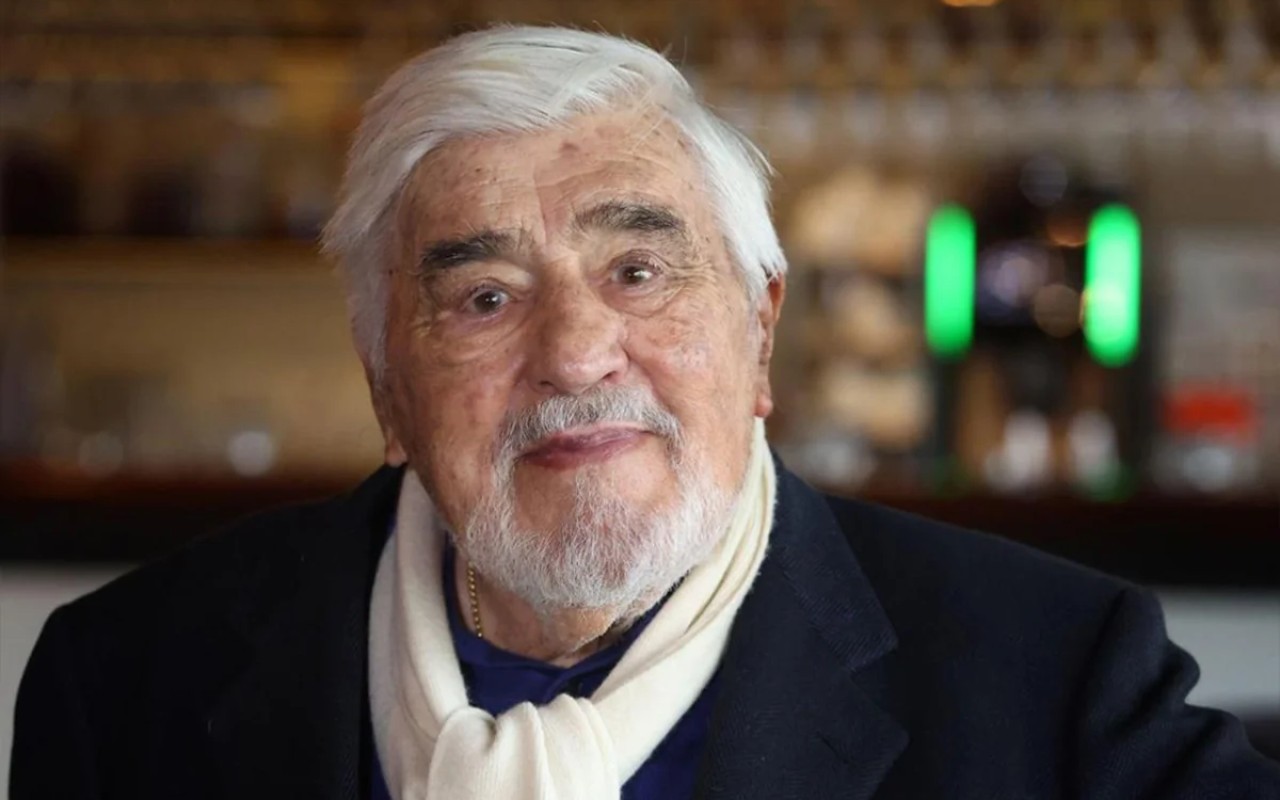 Məhşur aktyor vəfat etdi