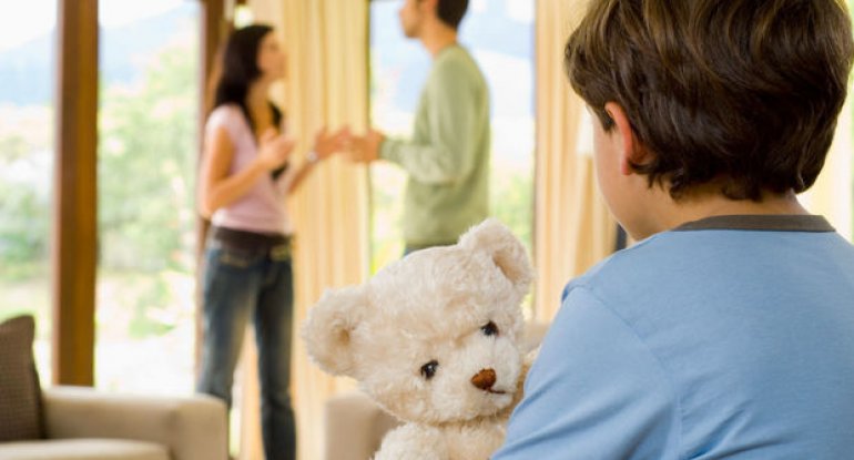 Uşaqlarından imtina edən ailə ilə&nbsp;bağlı&nbsp;RƏSMİ AÇIQLAMA