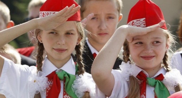 Rusiyada pioner və komsomollar bərpa olunur