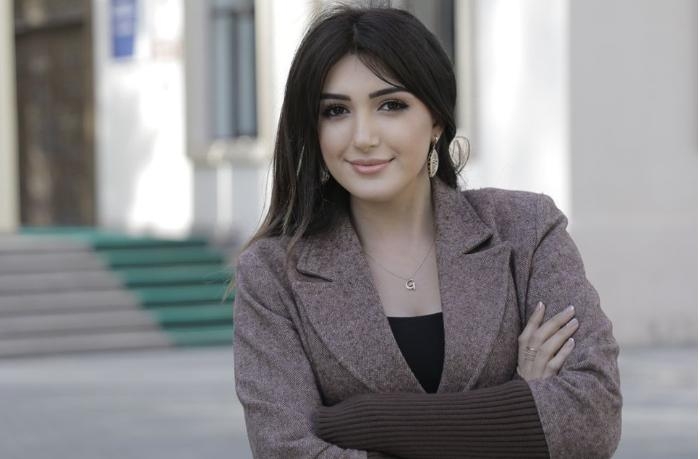 Günel Aslanova öz istəyi ilə İŞDƏN ÇIXDI