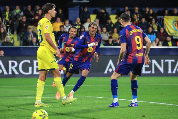 "Barselona" "Espanyol"u darmadağın etdi