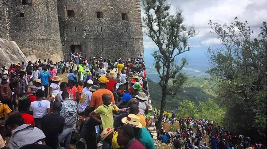 Qalada izdiham: 25 nəfər öldü