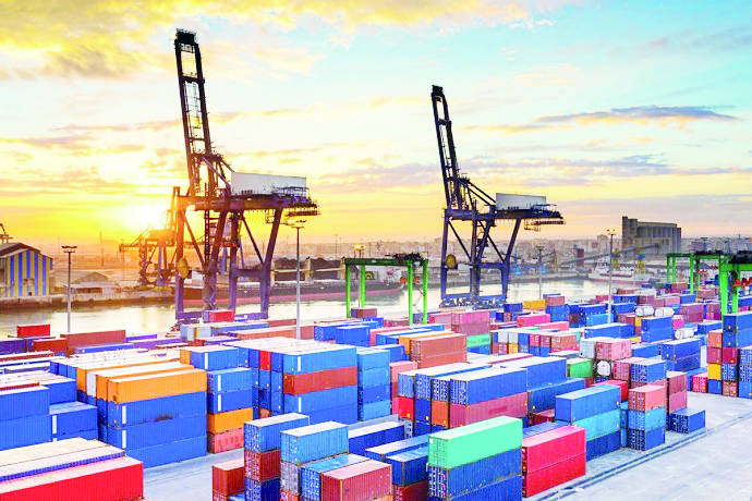 Neft-qaz sektorundan asılılıq azalır