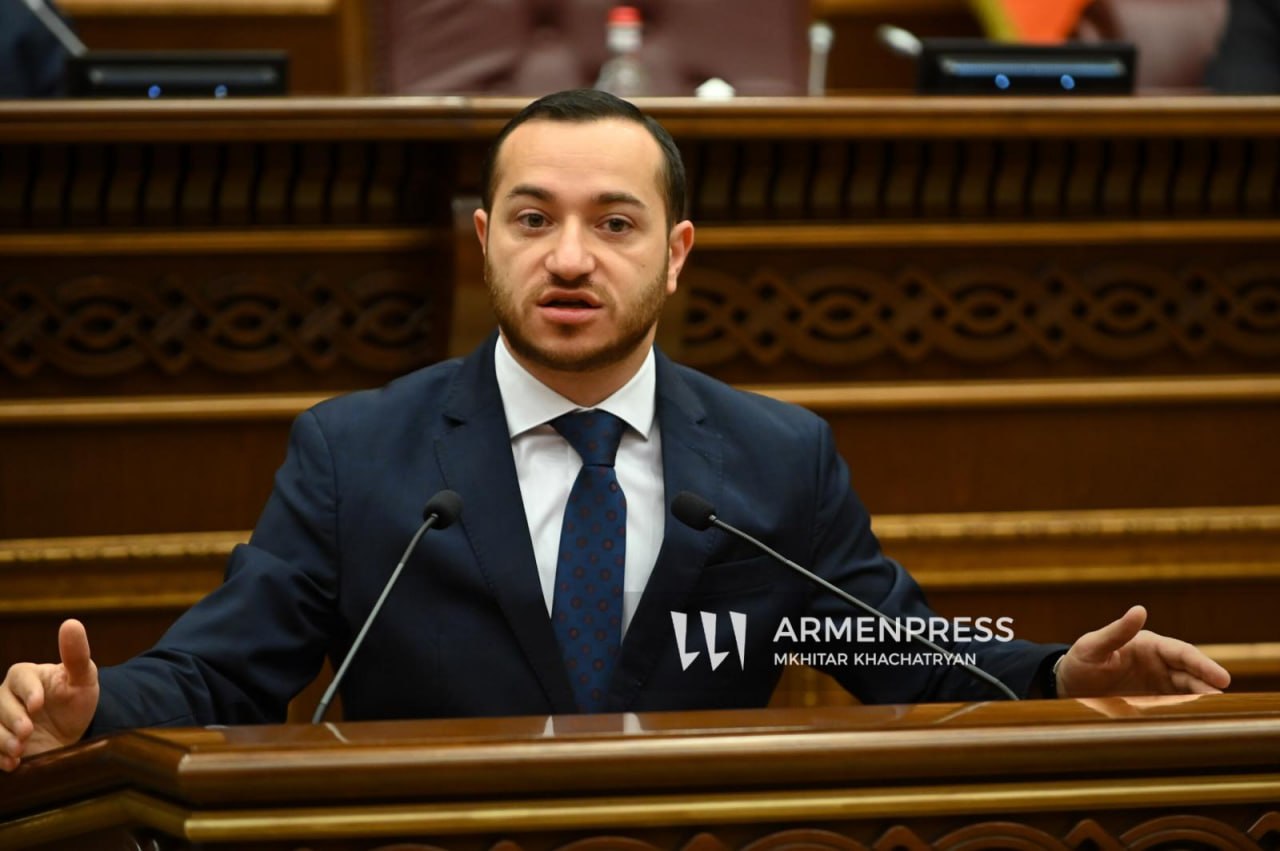 Ermənistan media ilə bağlı sərt qadağalara hazırlaşır