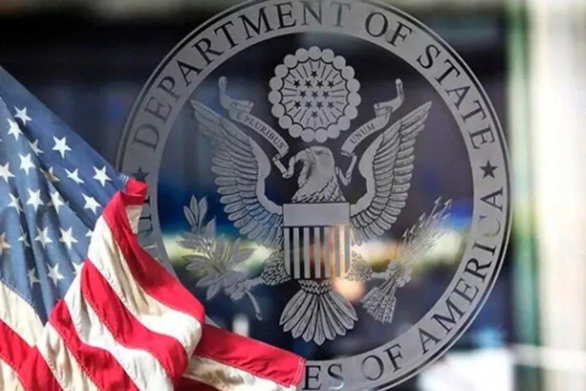 ABŞ BƏƏ və Omandakı bankları İrana görə hədələyib