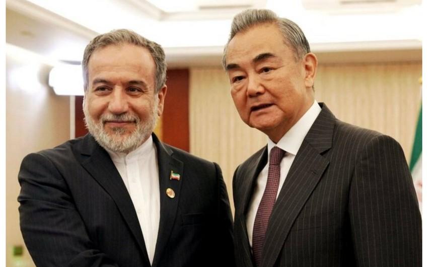 Телефонный разговор глав МИД Ирана и Китая