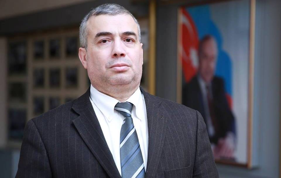 Keçmiş mətbuat katibi vəfat etdi