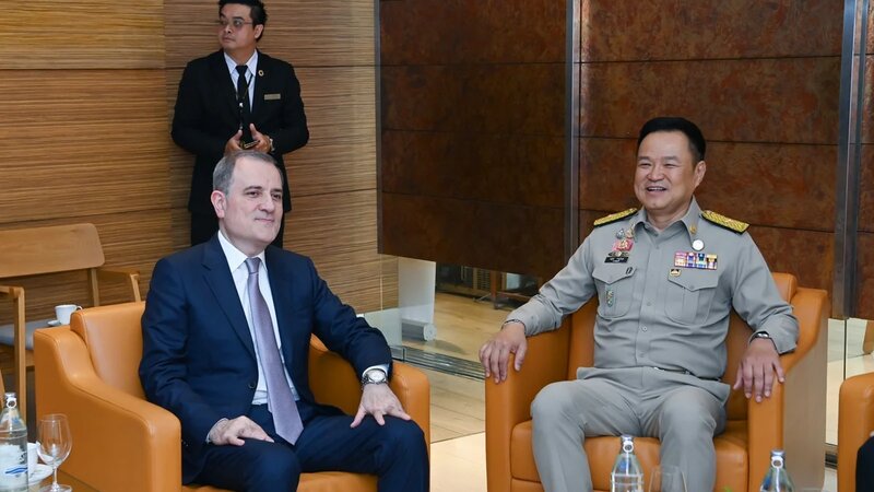 Ceyhun Bayramov Baş nazirlə görüşdü