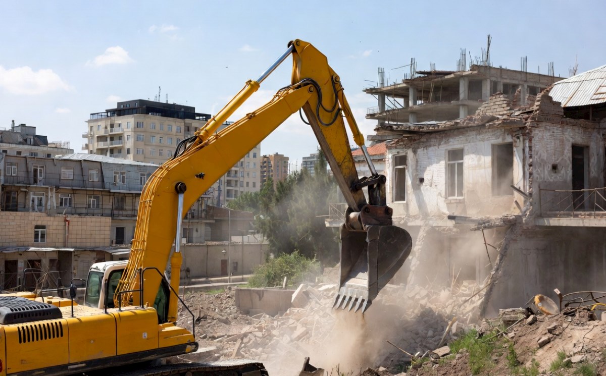 Bakıda 100 min binanın söküləcəyi iddiasına rəsmi CAVAB