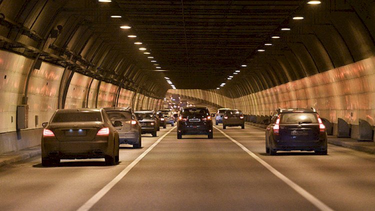 Bakıda metronun altından avtomobil yolu keçəcək - VİDEO