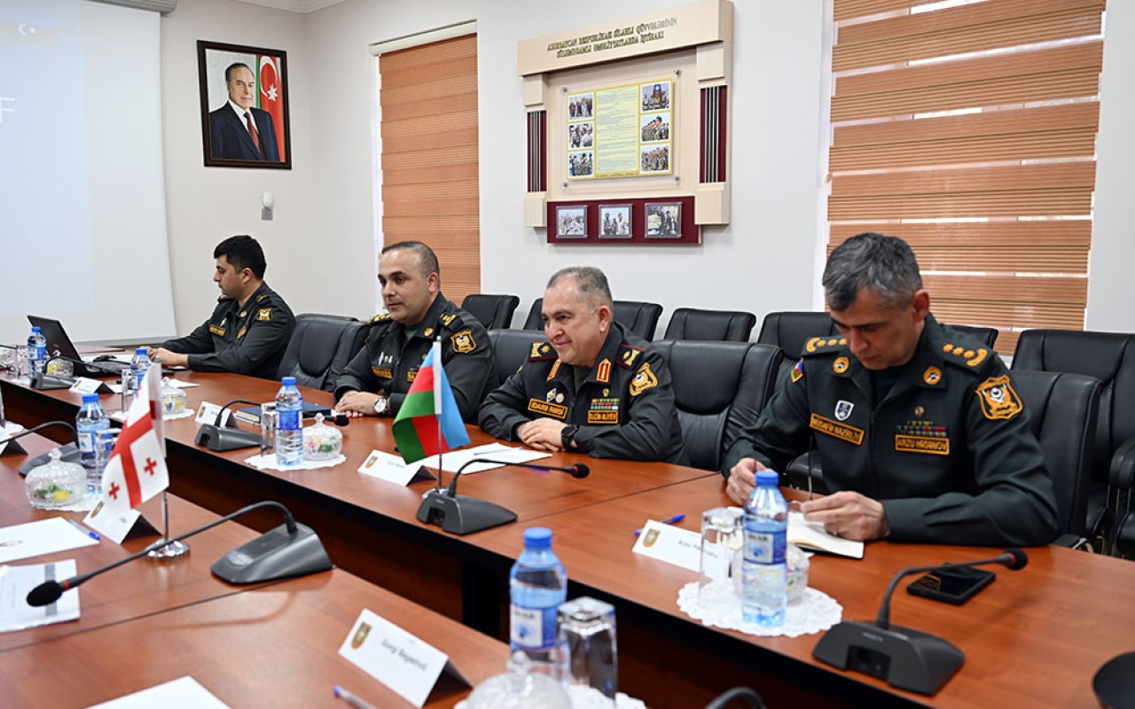 Bakıda Azərbaycanla Gürcüstanın hərbi hüquqşünasları görüşdü