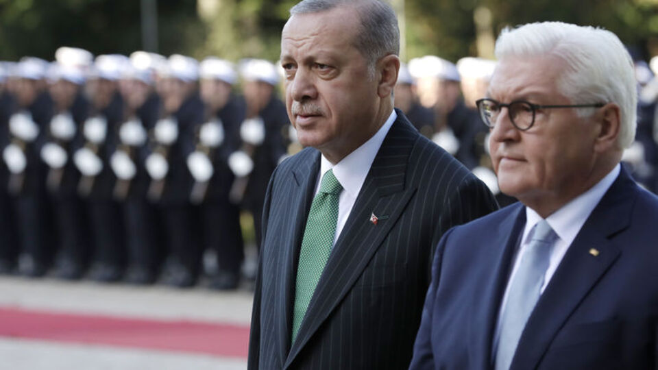 Ərdoğan Ştaynmayer ilə Yaxın Şərqdəki vəziyyəti müzakirə edib