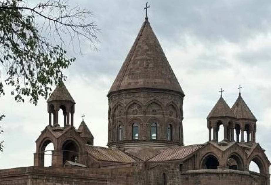 Paşinyan kilsəni xaricdə də rahat qoymayacaq