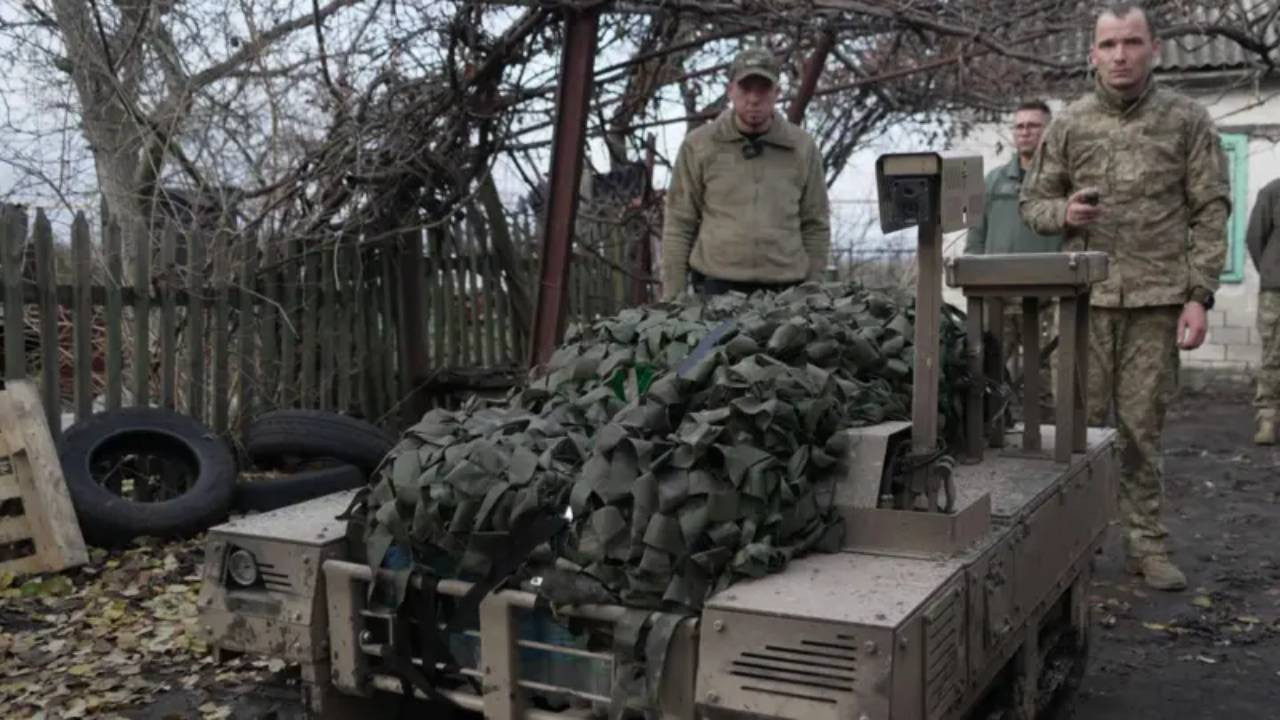 Ukraynada hərbçiləri robotlar&nbsp;əvəzləyir