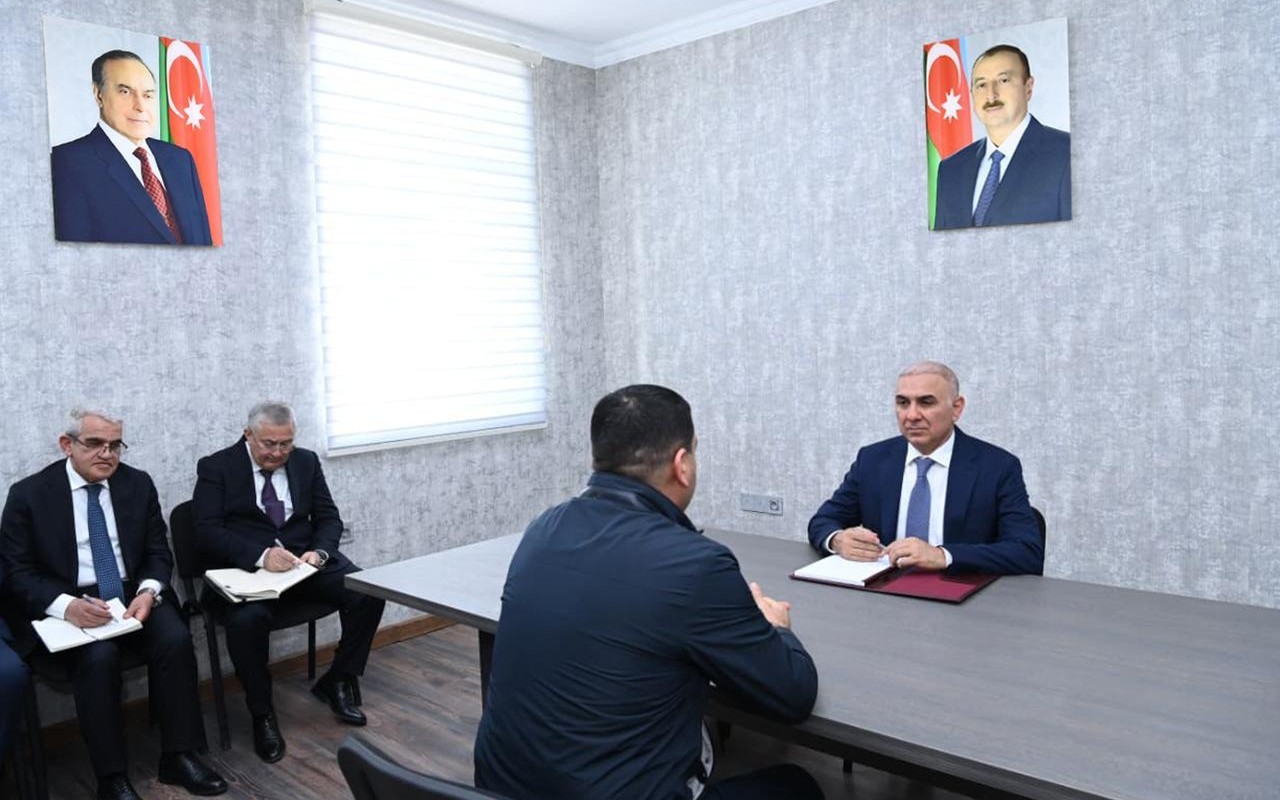 Vüqar Əhmədov Şuşada vətəndaşları&nbsp;qəbul edib