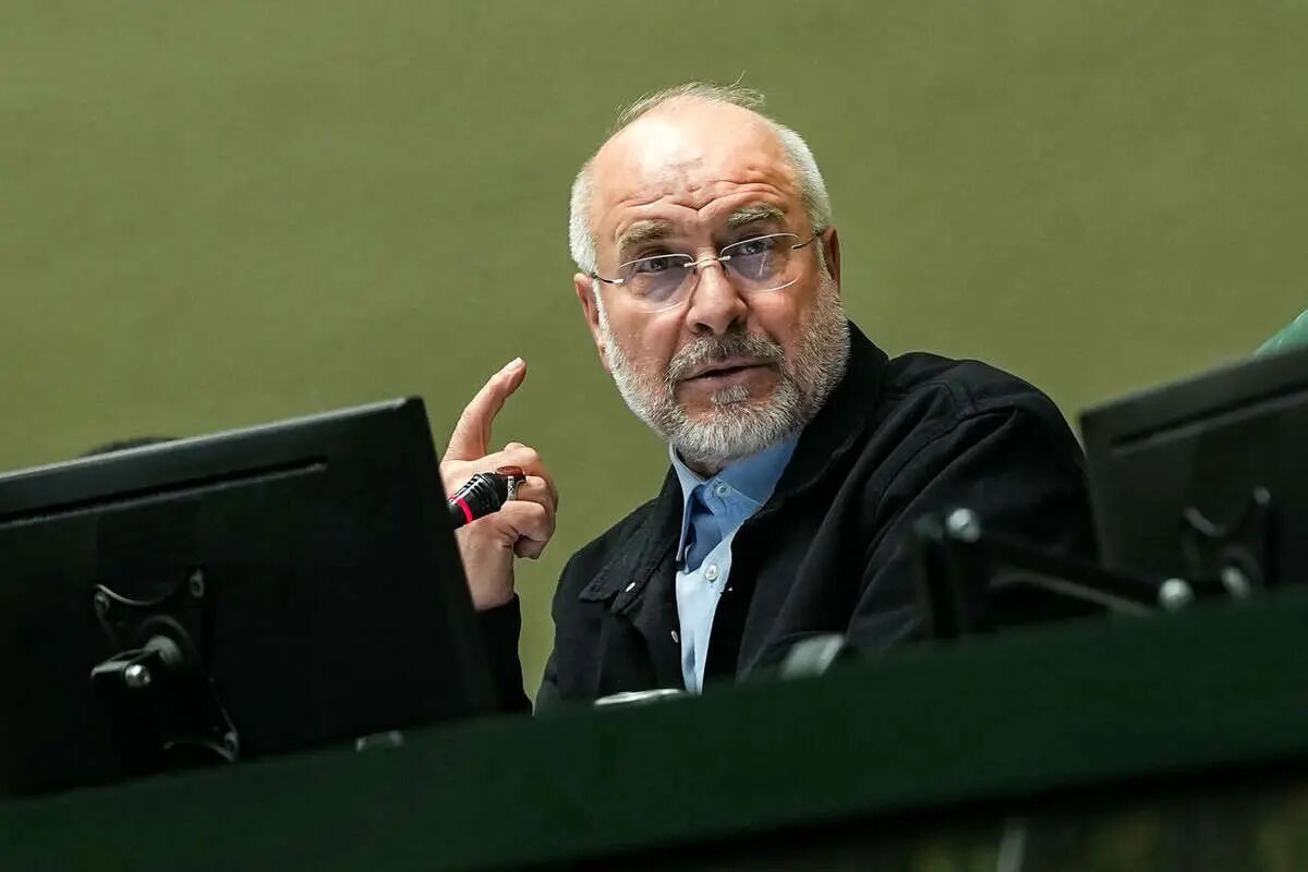 ABŞ-ə qarşı əsas mübarizə maliyyə cəbhəsində gedir