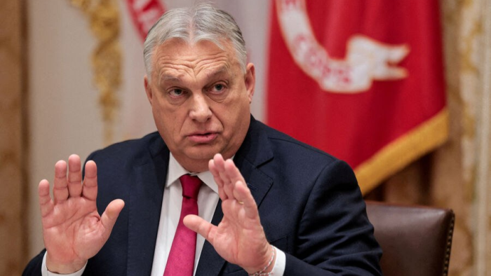 Orban deputat mandatından imtina etdi