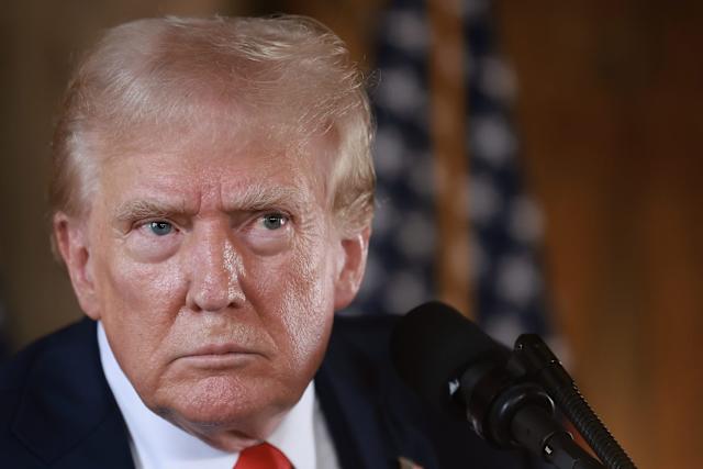 Trampa qarşı iki ildə üç sui-qəsd cəhdi olub