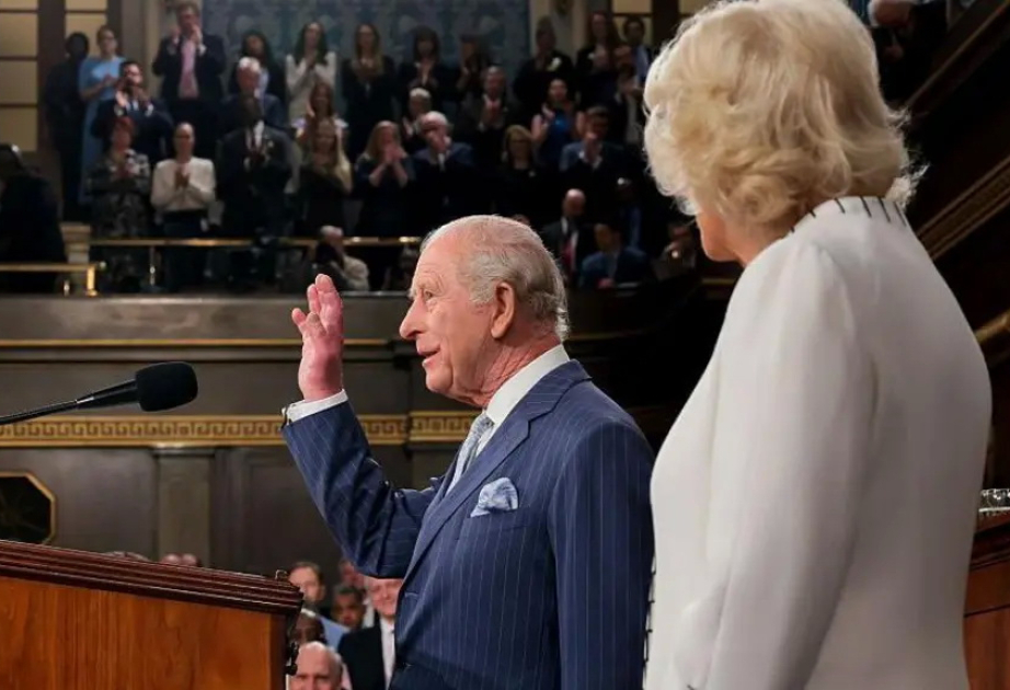 Kral III Çarlz ABŞ Konqresində çıxış edib