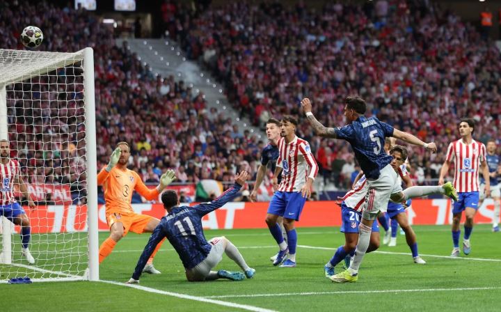 ÇL: "Arsenal" İspaniyada "Atletiko" ilə bərabərə qaldı