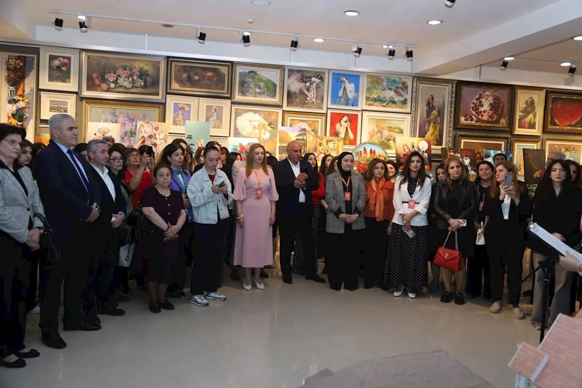"Memarlıqda əbədiləşən lider" sərgisi keçirildi - FOTO