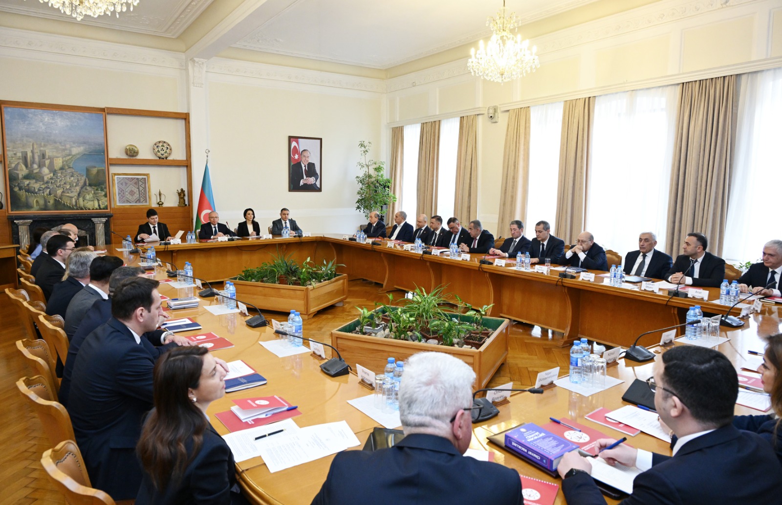 Konstitusiya Məhkəməsində Heydər Əliyev anıldı