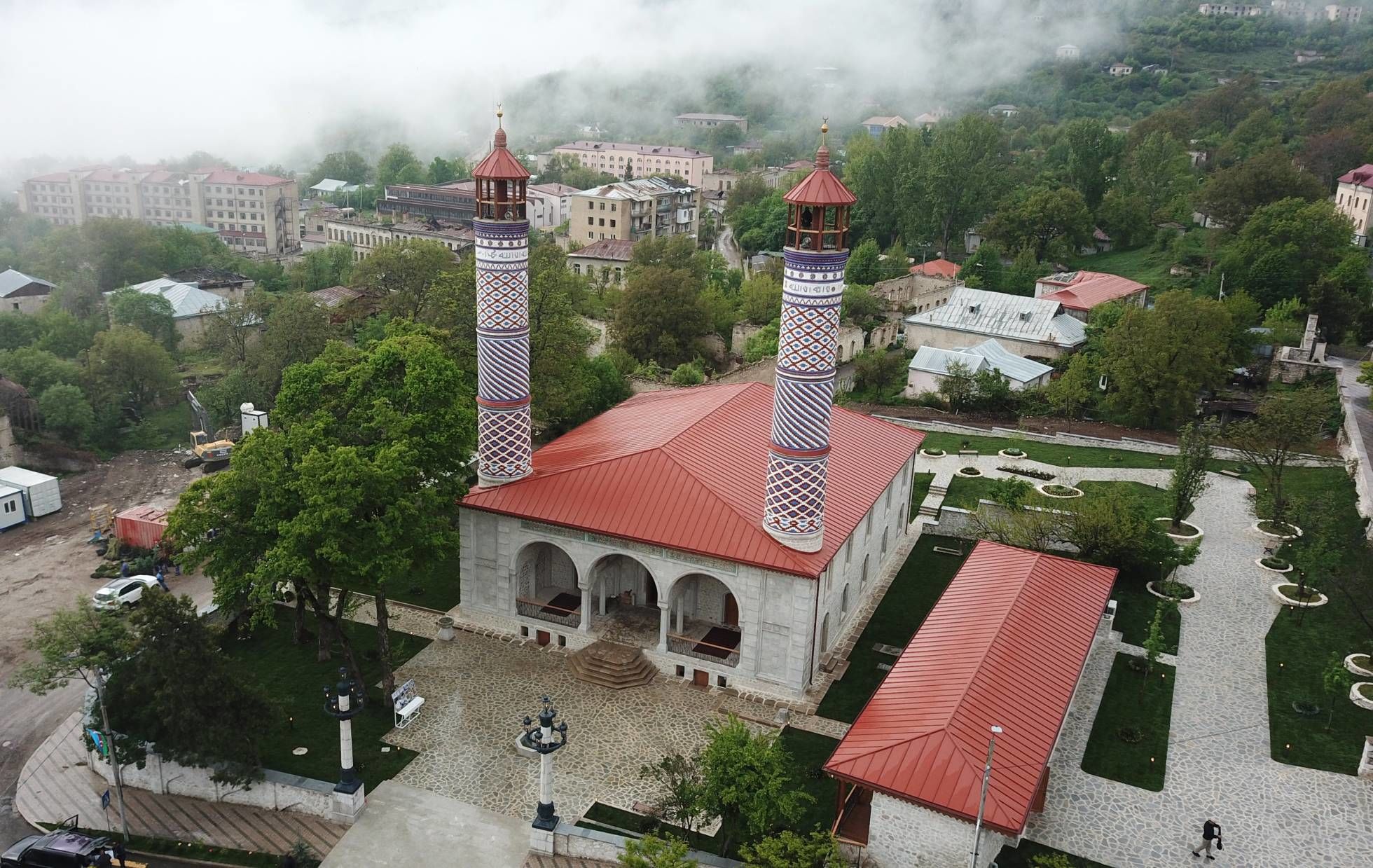 "Yuxarı Gövhər ağa" məscidi və Ağdam "Cümə" məscidinə yeni təyinatlar oldu