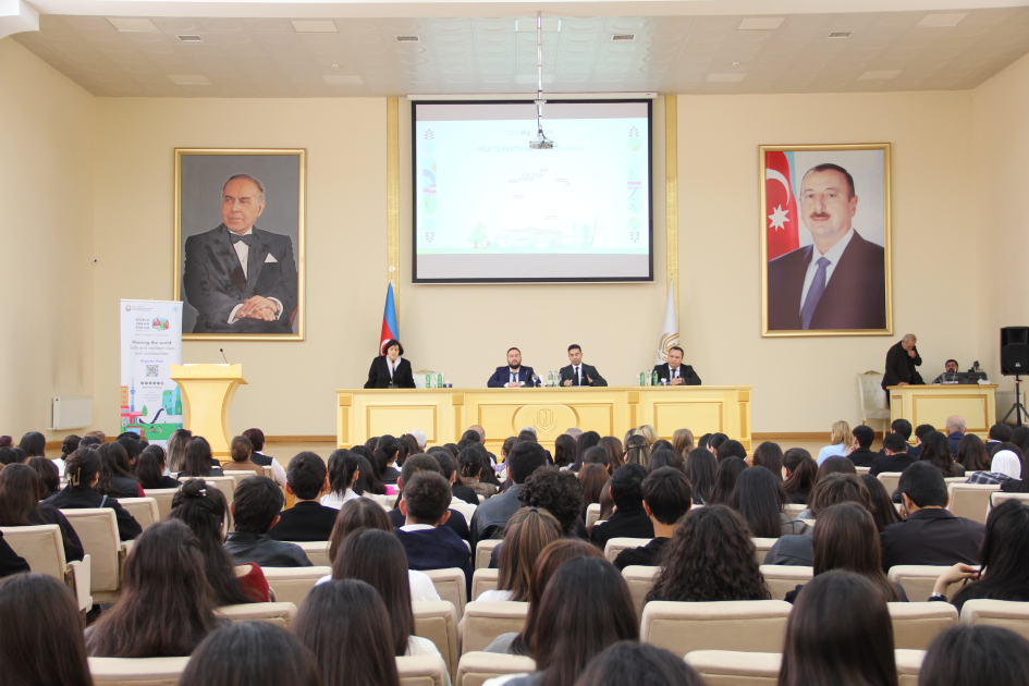 Gəncə Dövlət Universitetində WUF13 ilə bağlı təqdimat - FOTO