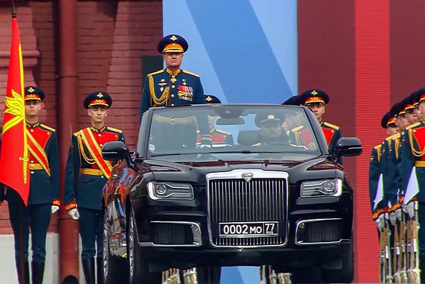Moskvada parad keçirilib&nbsp;- Putin sükut elan etdi