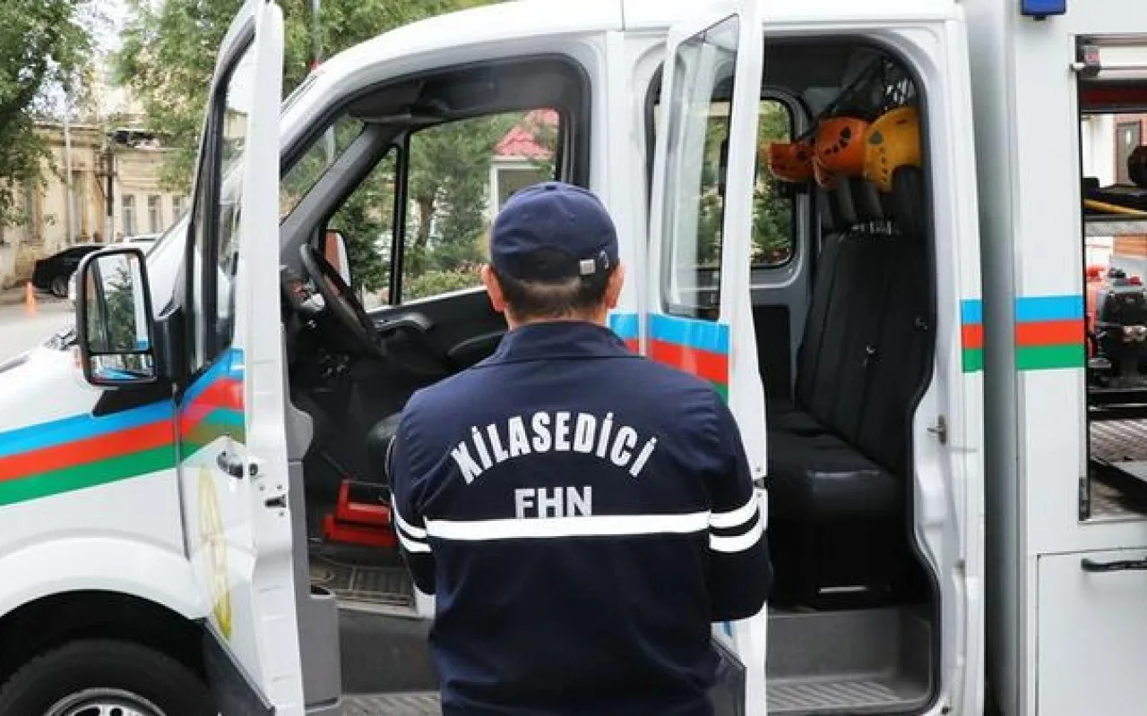 Köməksiz vəziyyətdə olan şəxs&nbsp;xilas edildi