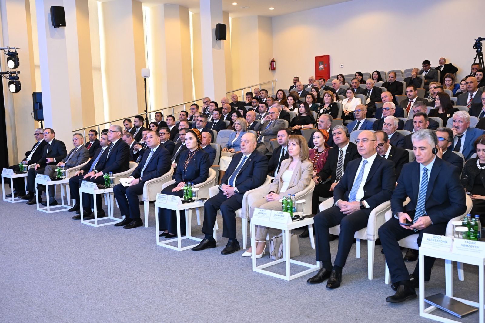 Həmkarlar ittifaqları iqlim dəyişikliyi ilə mübarizədə birləşdi - FOTO