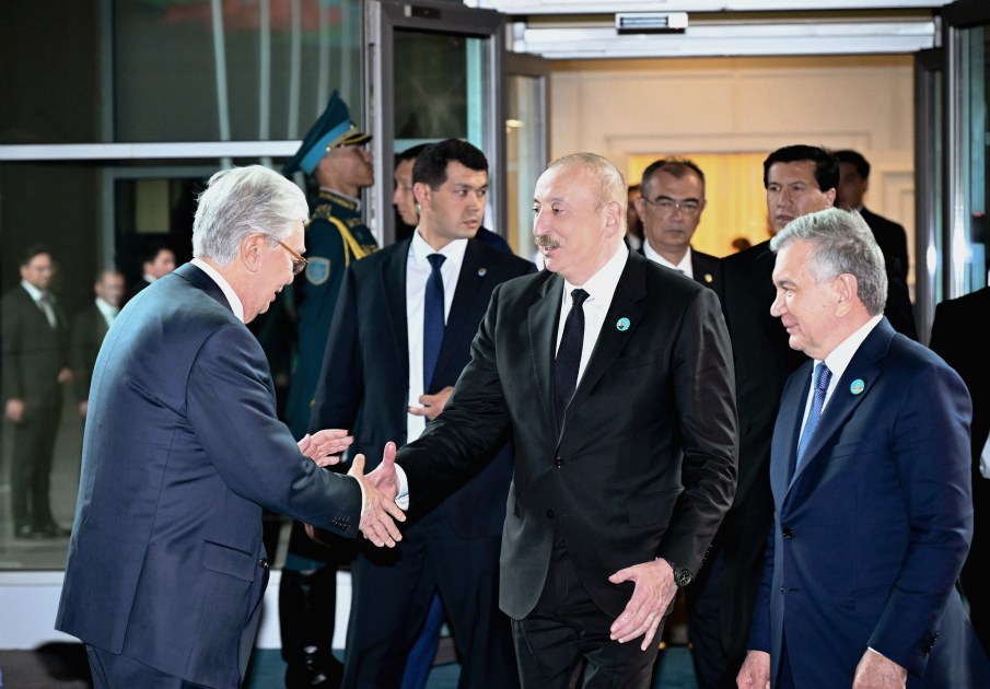 İlham Əliyevin Qazaxıstana səfəri başa çatdı - FOTO