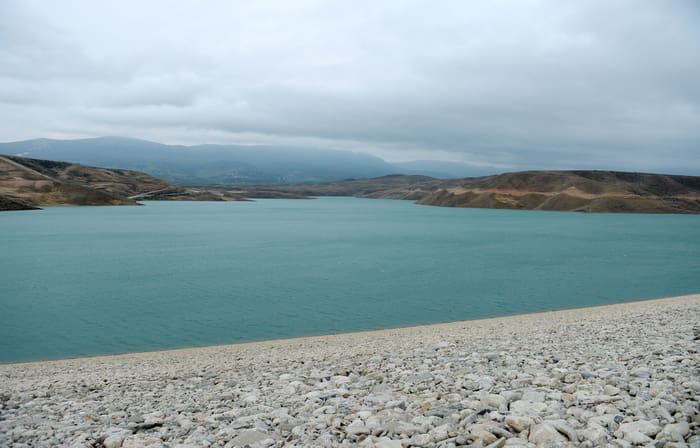 Azərbaycanda yeni su anbarları tikilir