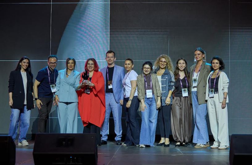 &ldquo;Azercell&rdquo; &ldquo;Baku Flames&rdquo;də&nbsp;&ldquo;Ən Yaxşı Yerli Brend&rdquo;&nbsp;seçildi