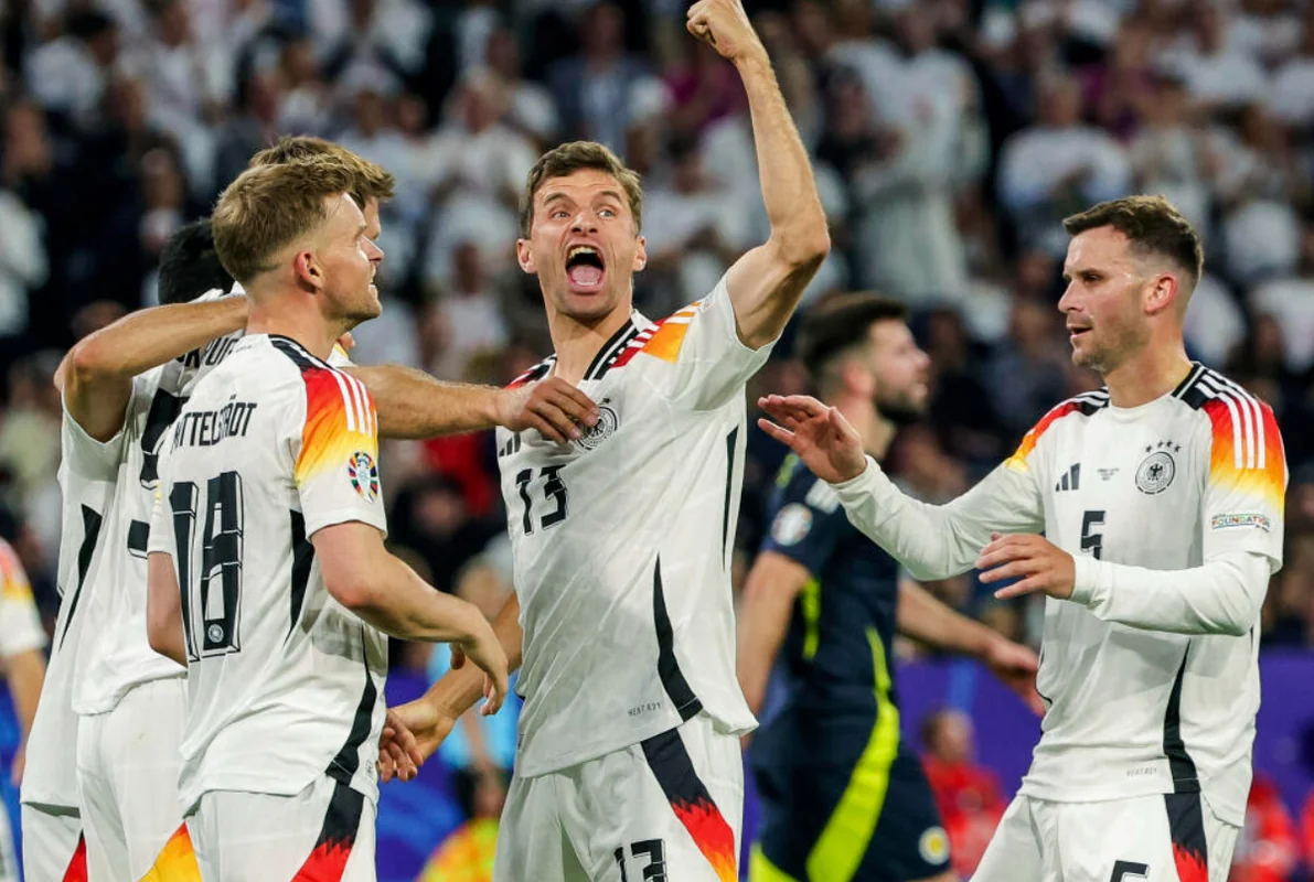 Almaniya Dünya Çempionatına bu futbolçuları aparır - ADLAR