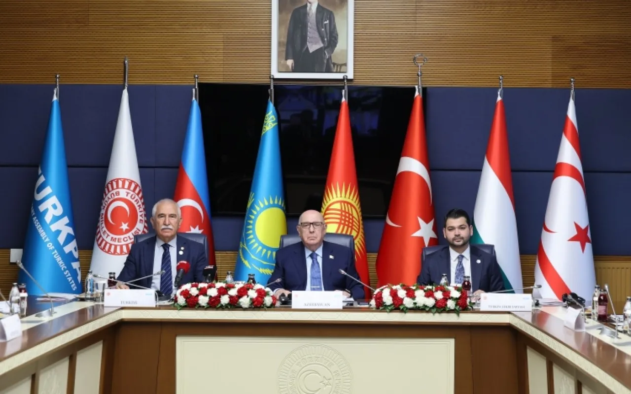 Ankarada Əhliman Əmiraslanovun sədrliyi ilə iclas keçirildi - FOTOLAR