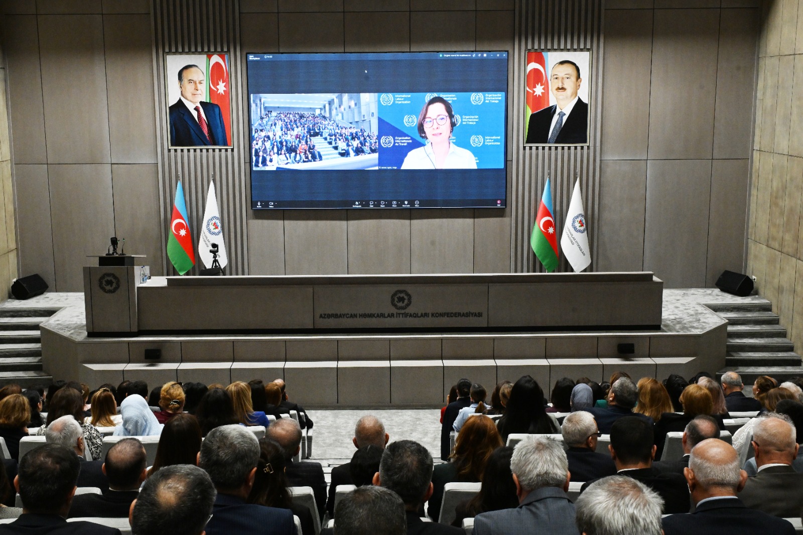 AHİK-də gender məsələlərinə həsr olunan tədbir keçirilib