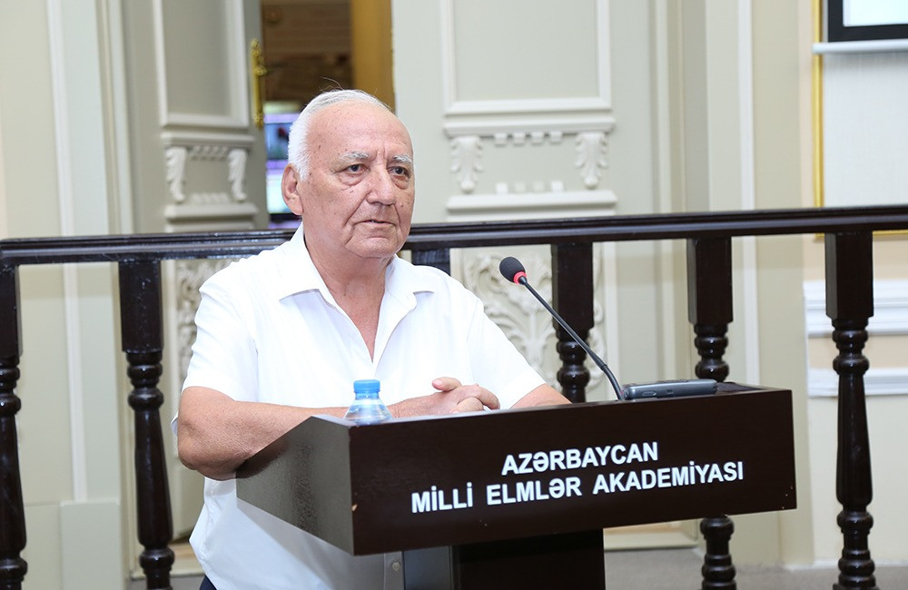 Yaqub Mahmudovun 35 il əvvəlki yazısı - Avropamərkəzçilik kəskin tənqid edilir