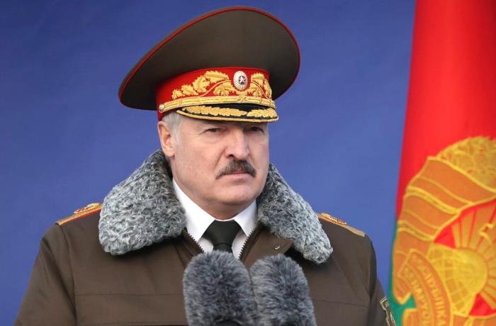 Lukaşenko Kim Çen Inı müdafiə etdi: &ldquo;O, diktator deyil&rdquo;