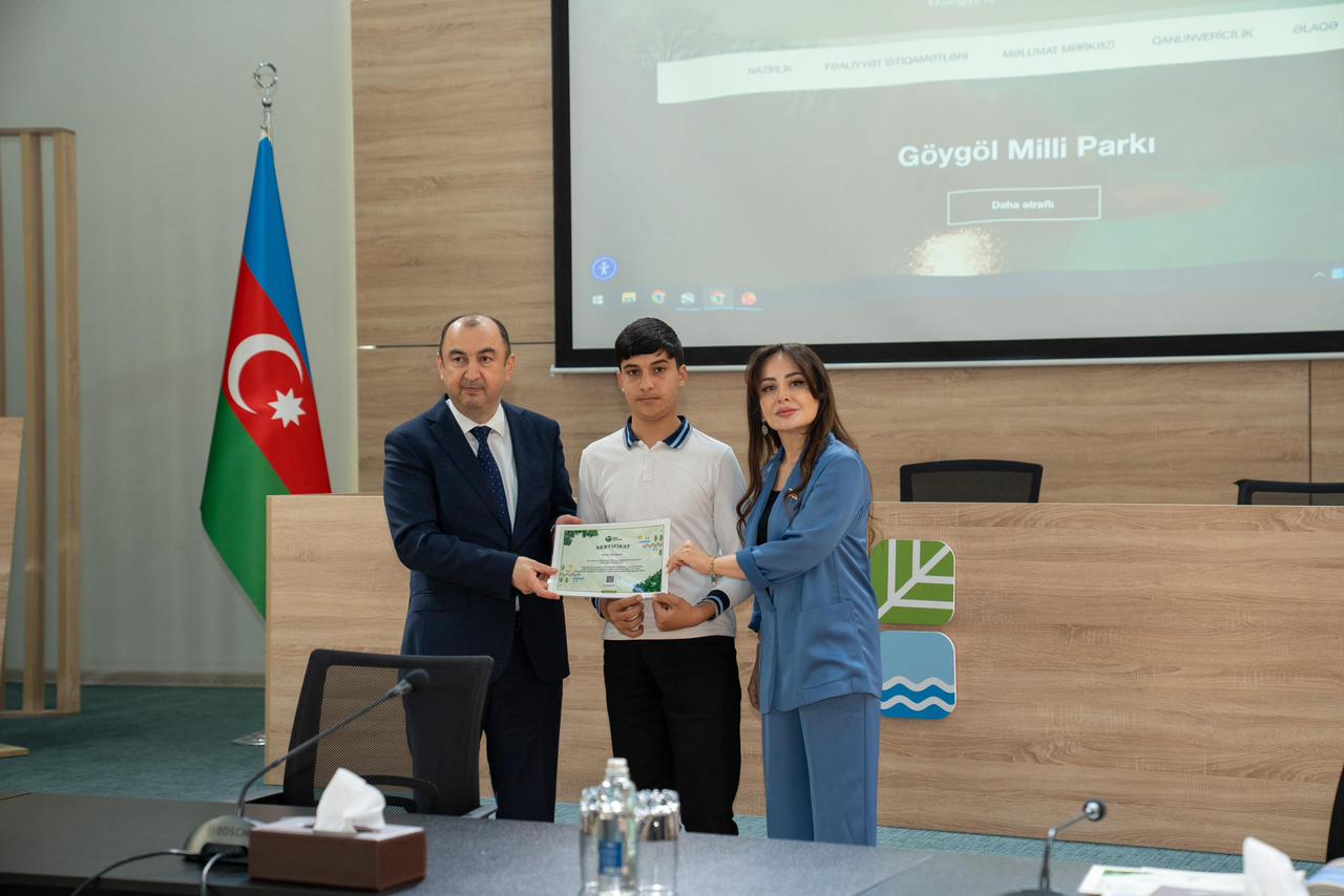Ekologiya və Təbii Sərvətlər Nazirliyində bir gün