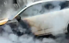 Bakıda &ldquo;Changan&rdquo; yandı - VİDEO